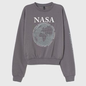 H&M NASA Cotton-Blend Sweatshirt Light Grey / NASA print size large